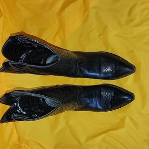 Laredo Womens Black Western Cowboy Boots Size 7 1/2 Pre-owned Made In USA